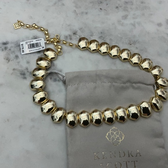 Kendra Scott Kaitlin Gold Statement Necklace - Picture 5 of 9